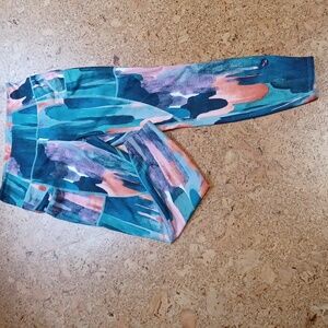 L. L. Bean Women's Everyday Performance 7/8 Watercolor Pocket Leggings Size M